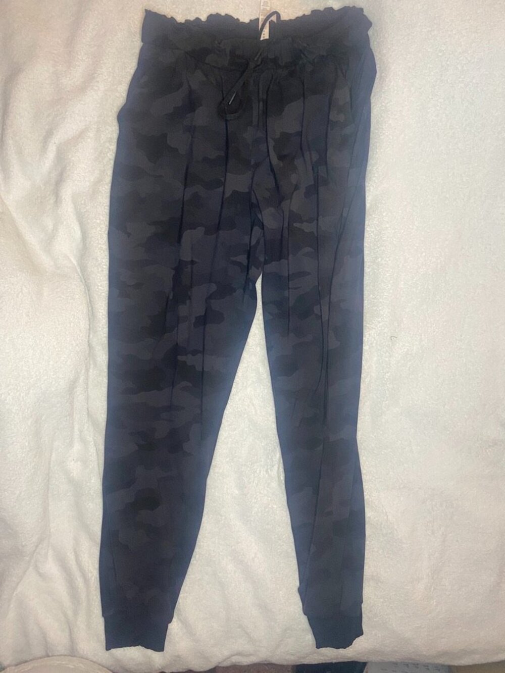 Lululemon Stretch High-Rise Jogger *Full Length Size: 10
